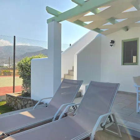 Alona Luxury Apartament *
