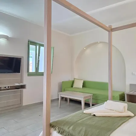 Alona Luxury * Arkasa