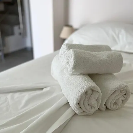 Alona Luxury Lägenhet