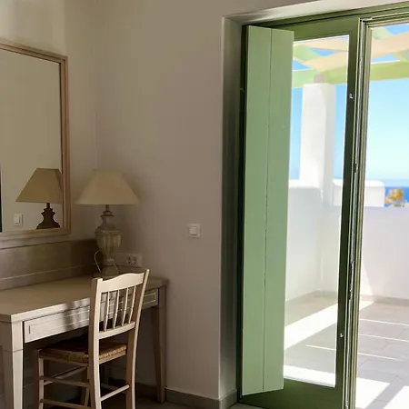 Alona Luxury Villas