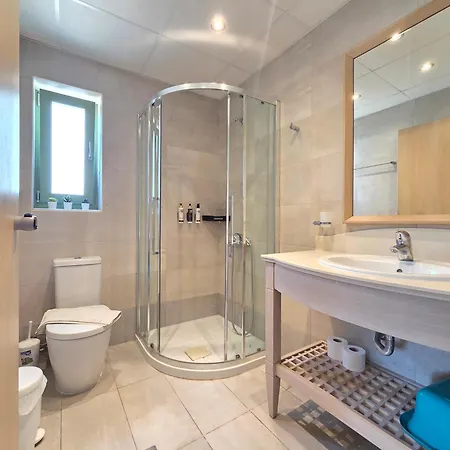 Alona Luxury *