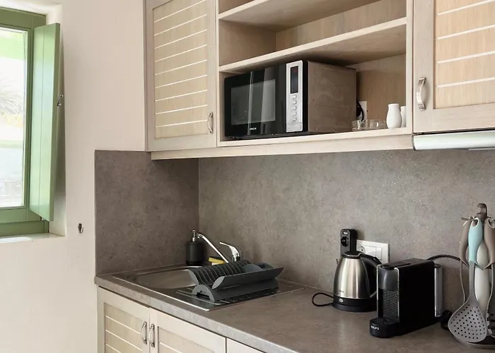 Alona Luxury * Arkásza